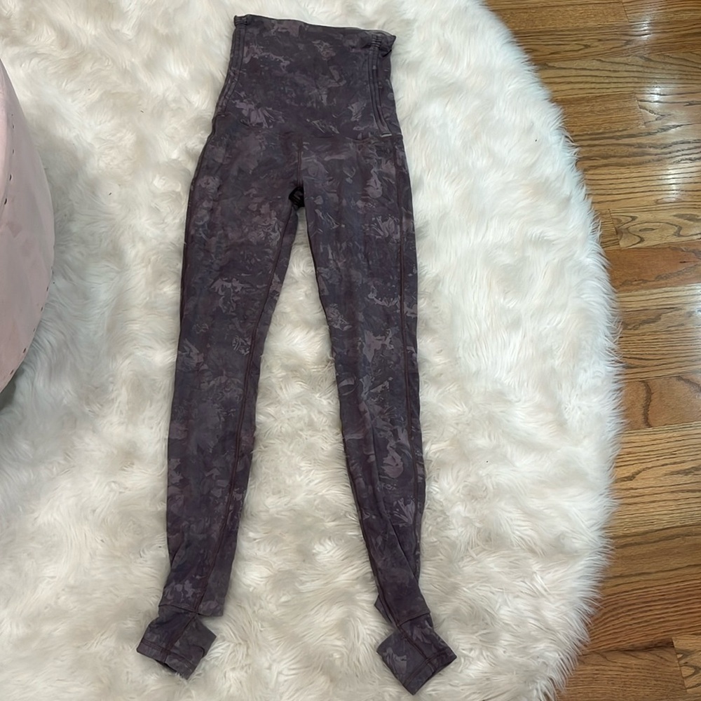 Super high rise reversible lululemon legging